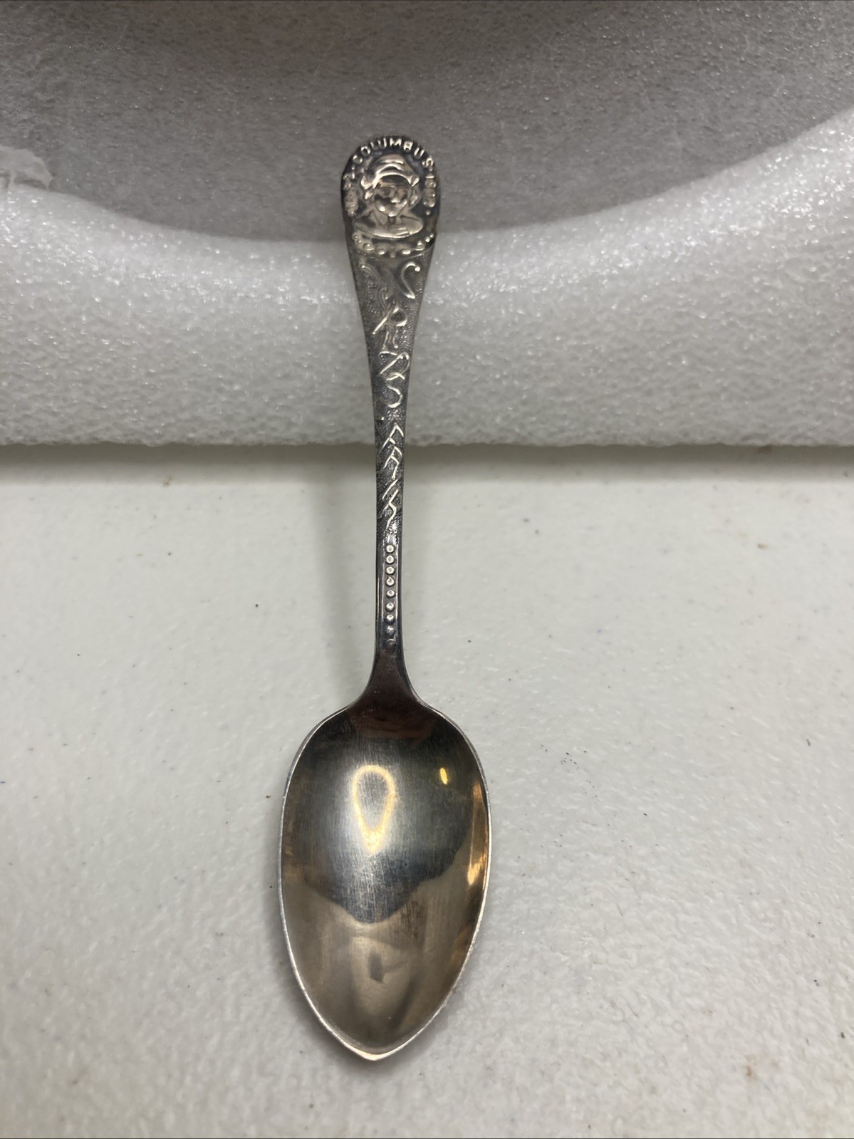 Vintage 1892 Chicago's WORLD'S FAIR /Columbus 1492-1892 Collector 's Spoon. -TD