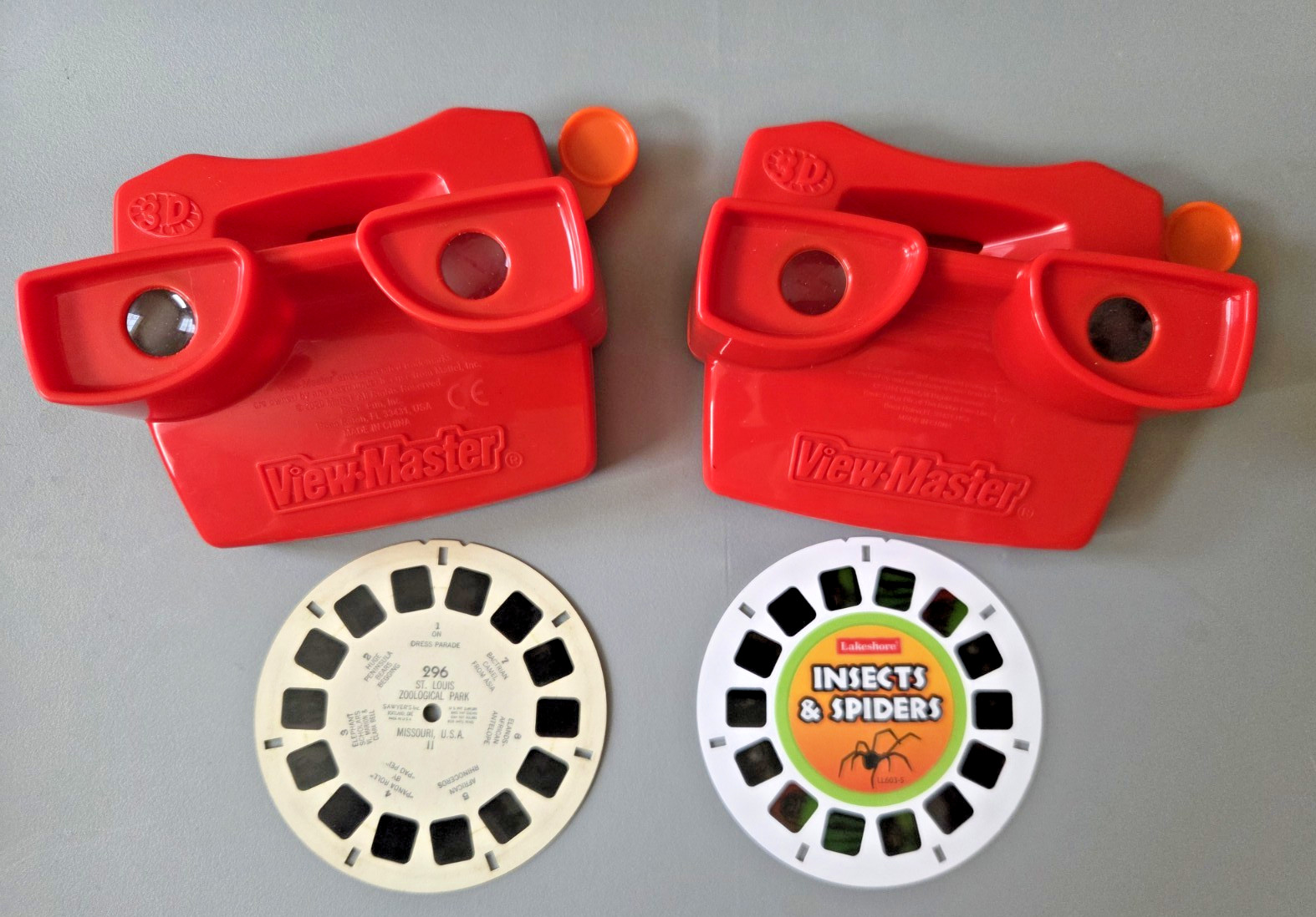 2 View-Master View Master Viewers w 2 Reels
