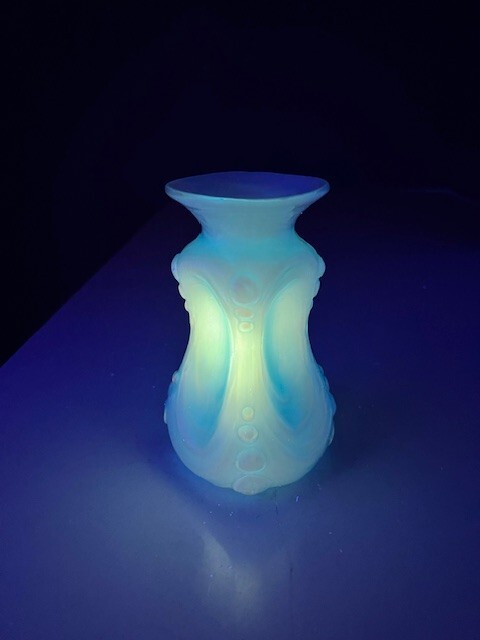 Unique Vintage Consolidated Glass Co. Catalonian Regent Cased Vase Blue/White