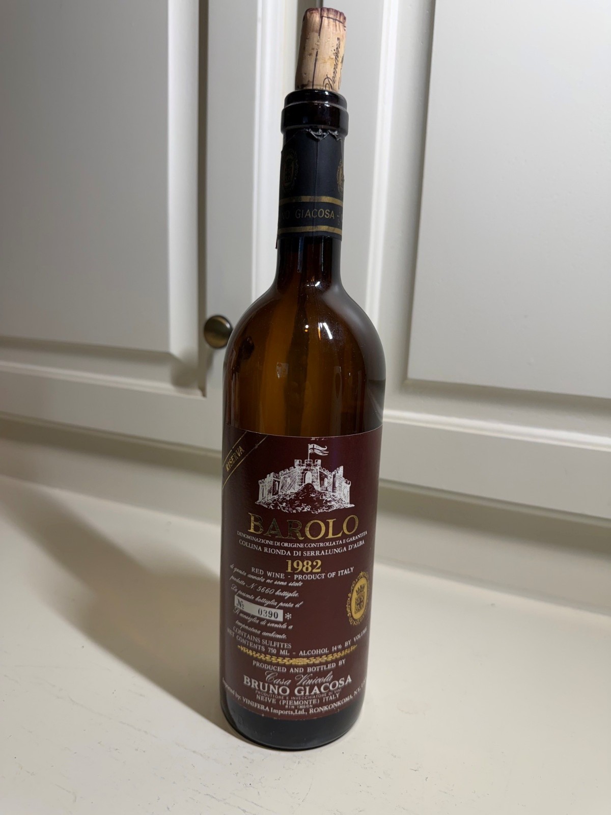 EMPTY 1982 Bruno Giacosa Barolo Collina Rionda Riserva Bottle #390 Cork