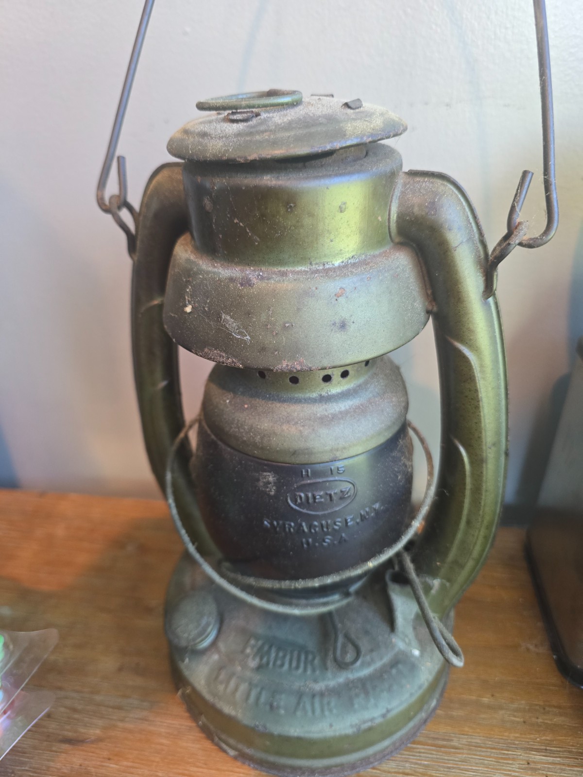 Embury No. 1 Little Air Pilot Vintage Kerosene Oil Lantern Green USA