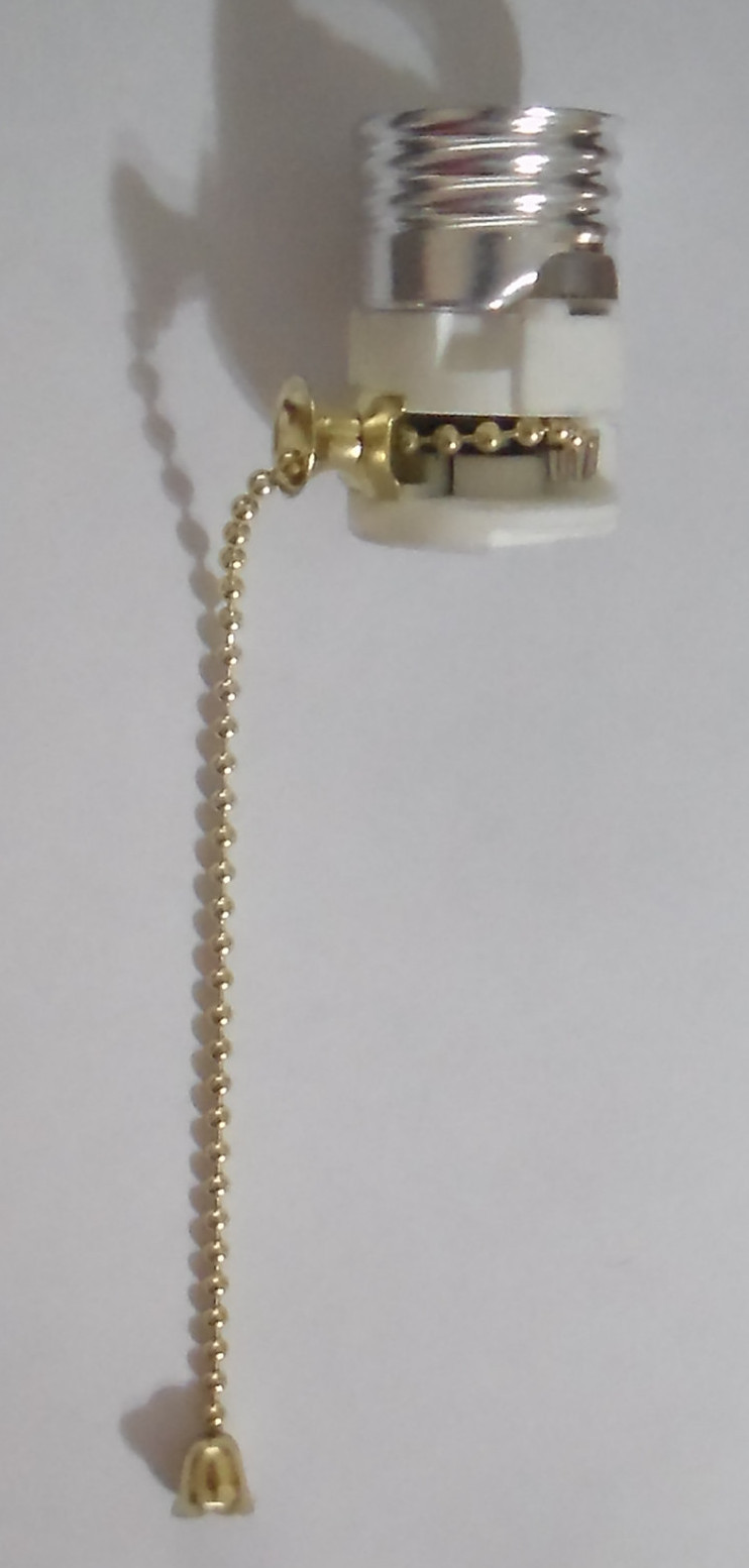 PORCELAIN PULL CHAIN LAMP LIGHT SOCKET INTERIOR w/ Brass Finish Chain #SO210P PORCELAIN PULL CHAIN LAMP LIGHT SOCKET INTERIOR w/ Brass Finish Chain #SO210P