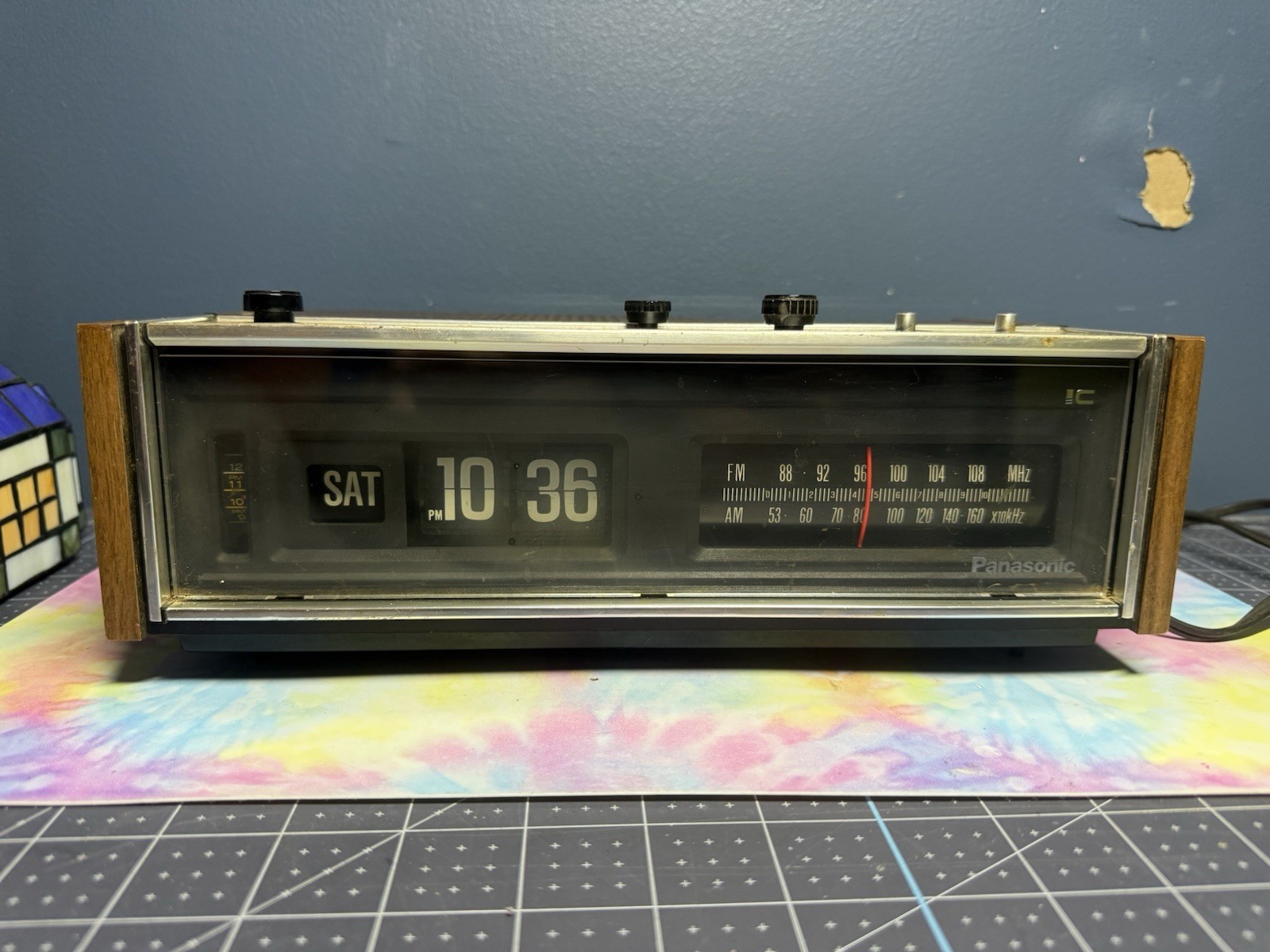 Vintage 1970's Panasonic Model RC-7053 FM-AM Flip Time Clock Radio Works