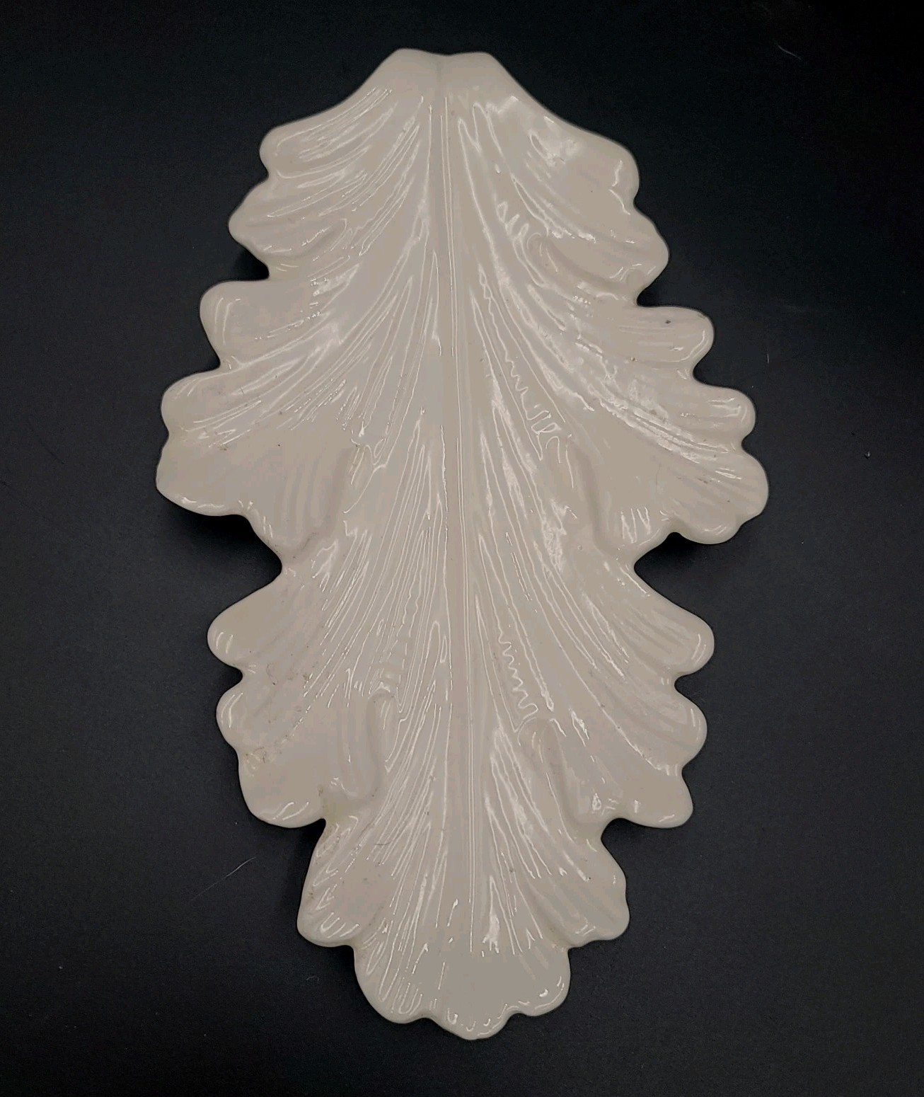 Vintage Oak Leaf Spoon Rest 9\