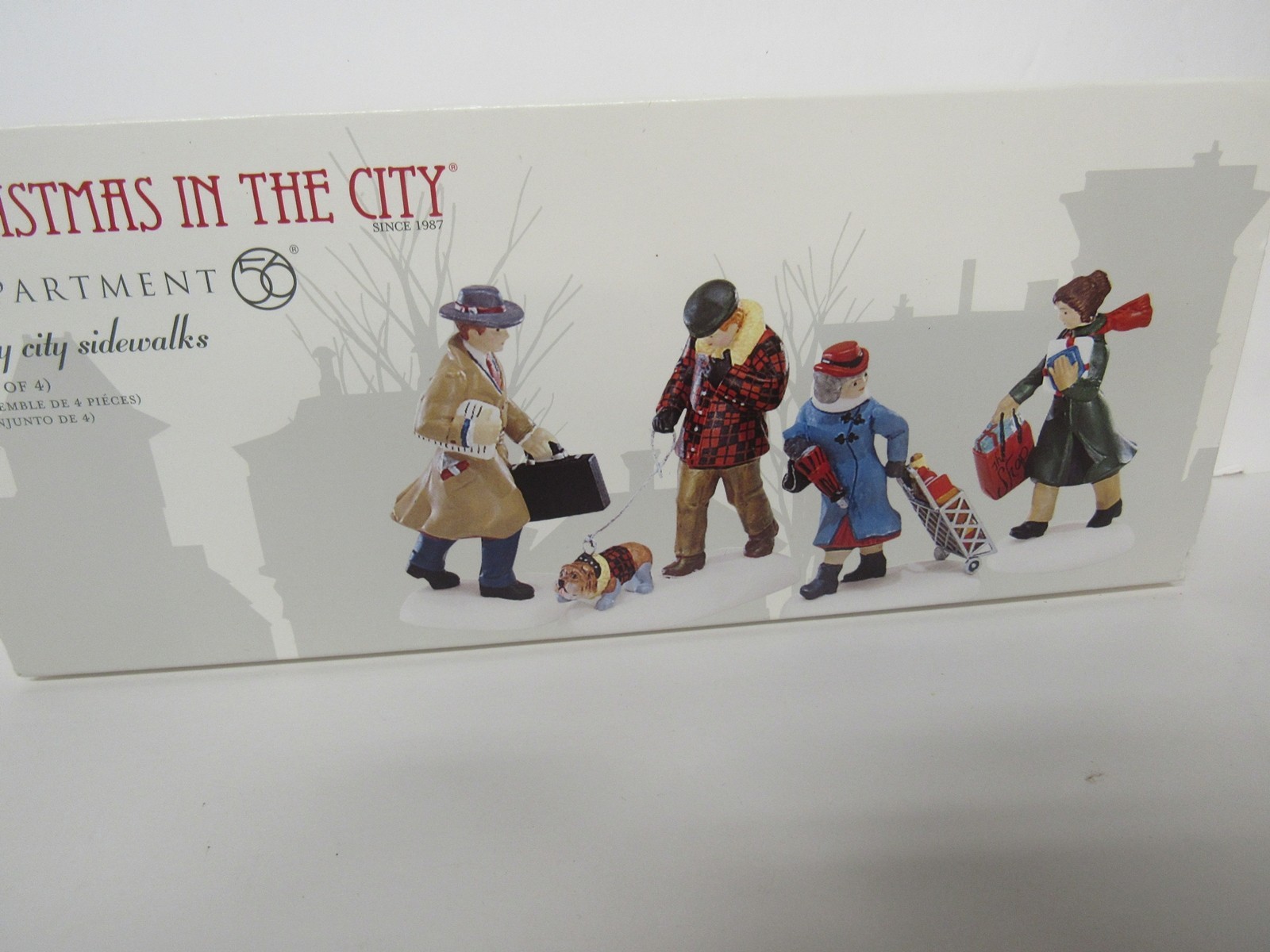 Dept 56 Christmas in the City  4 Pc Set Busy City Sidewalks 58955 New Ships Free