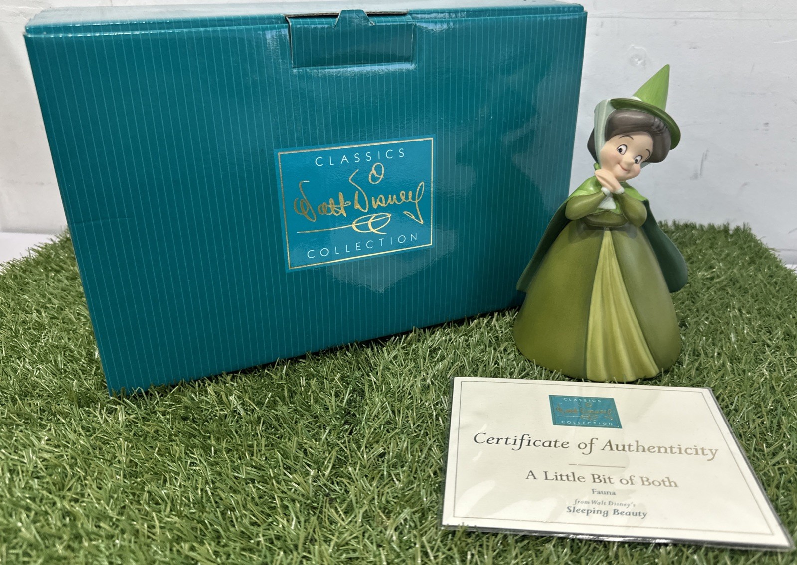 WDCC Sleeping Beauty A Little Bit of Both Fauna Figurine W/ Box 