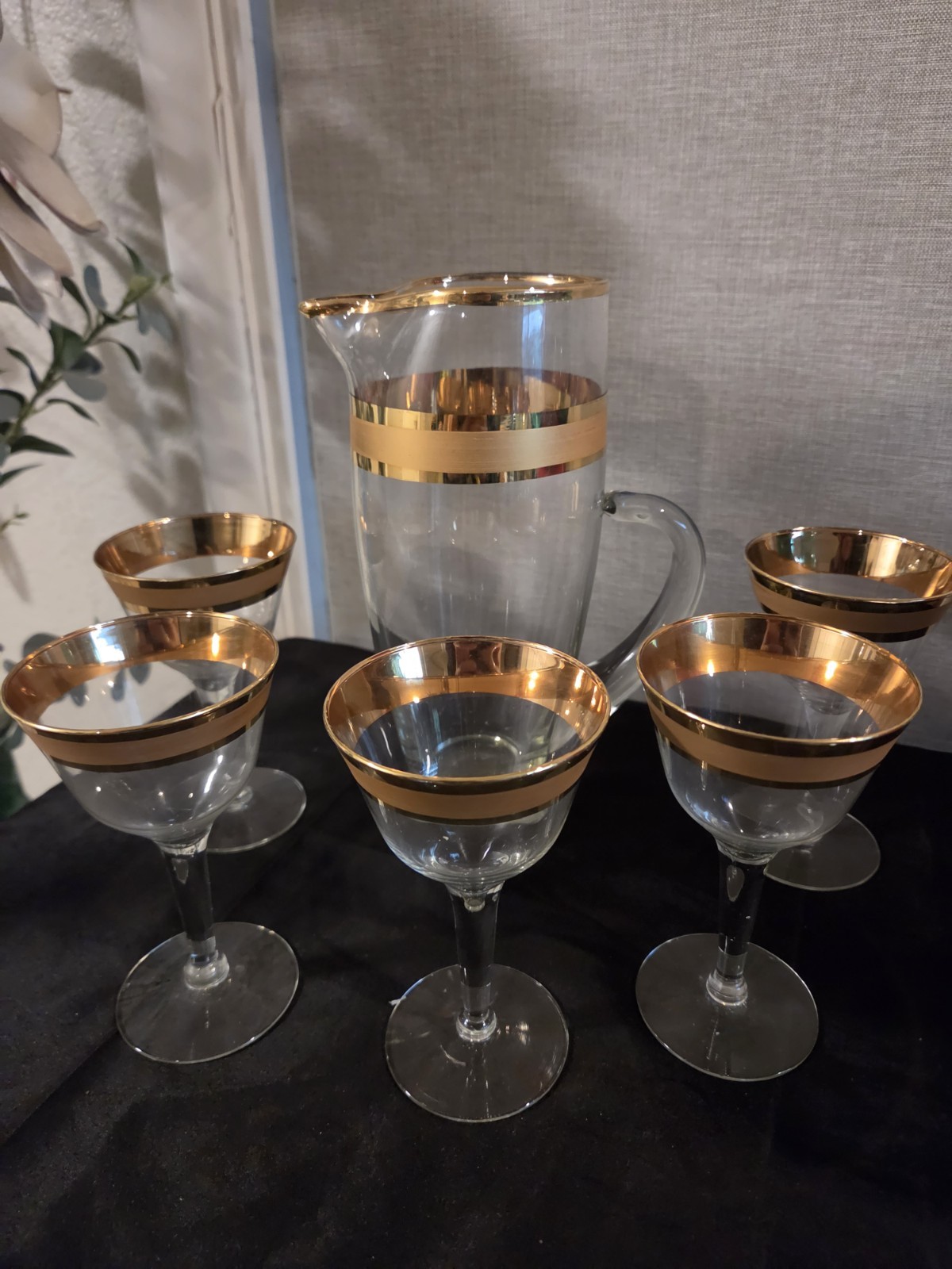 Vtg Riekes Crisa RIE10 Gold Band Cocktail Pitcher & 5 Coupe Glasses Set 6pc Read