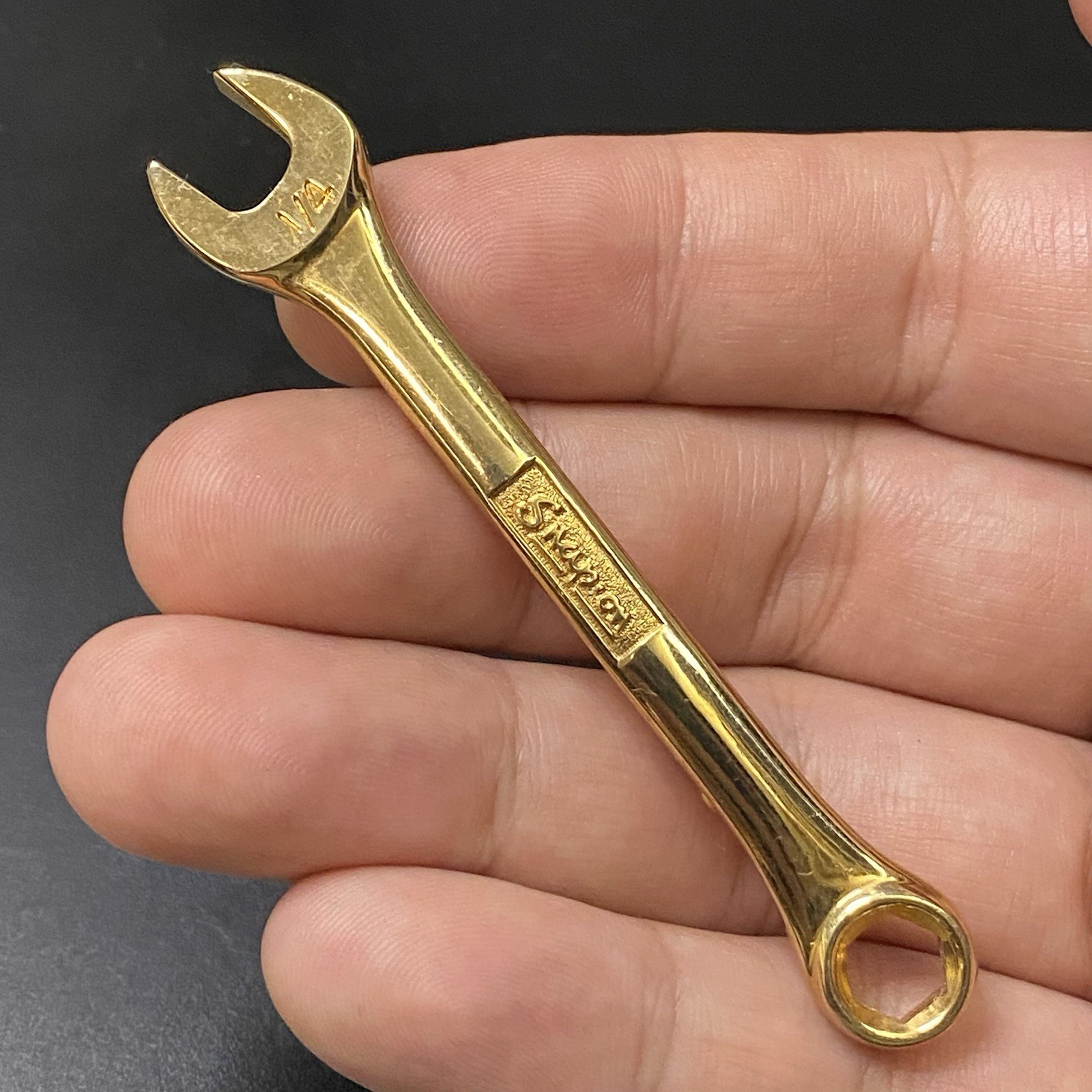Vtg Snap On Tools Wrench Gold Tone Pin Back Lapel Pin Advertising
