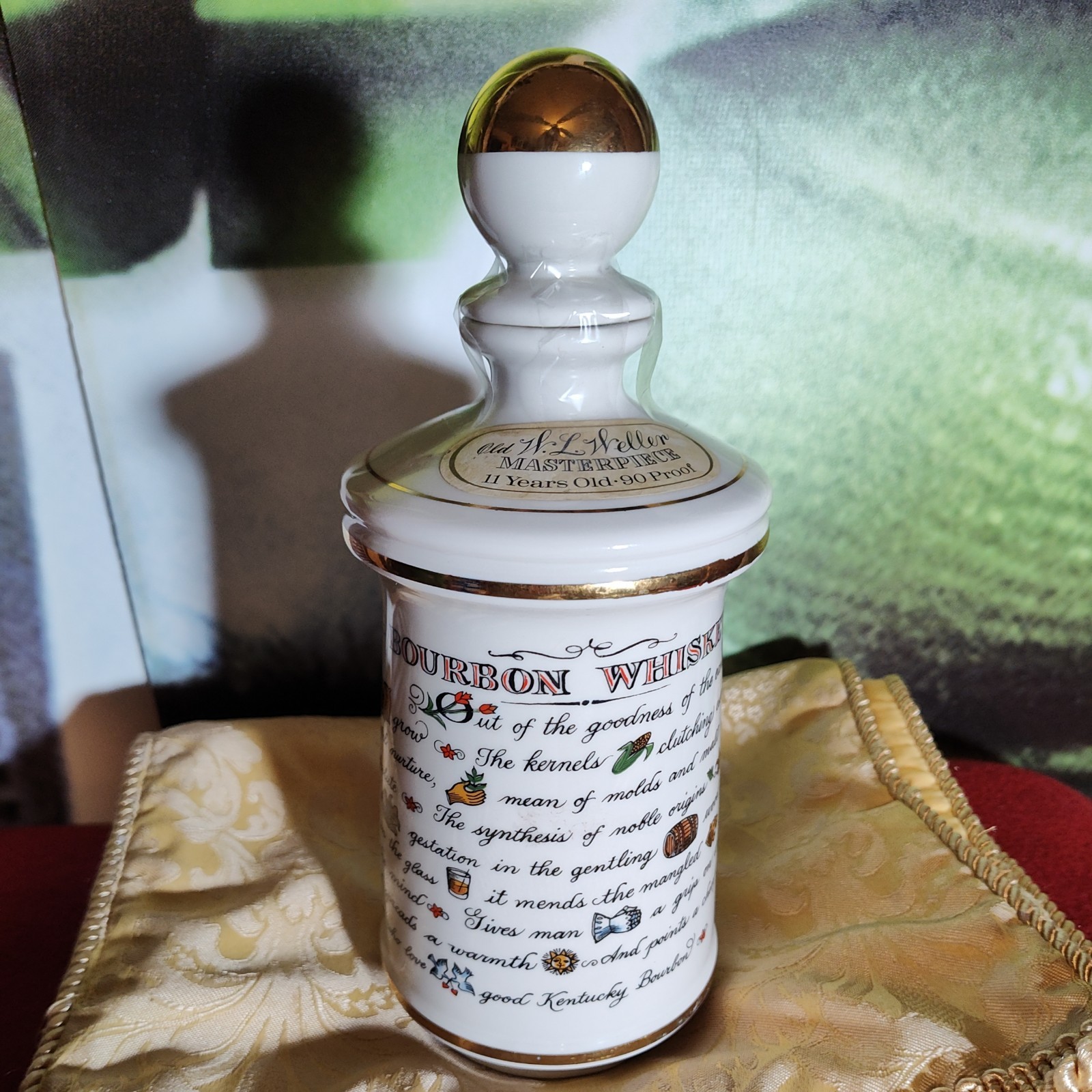 W. L. Weller Masterpiece Porcelain Bourbon Bottle Decanter 11 Yr 90 Proof Quart