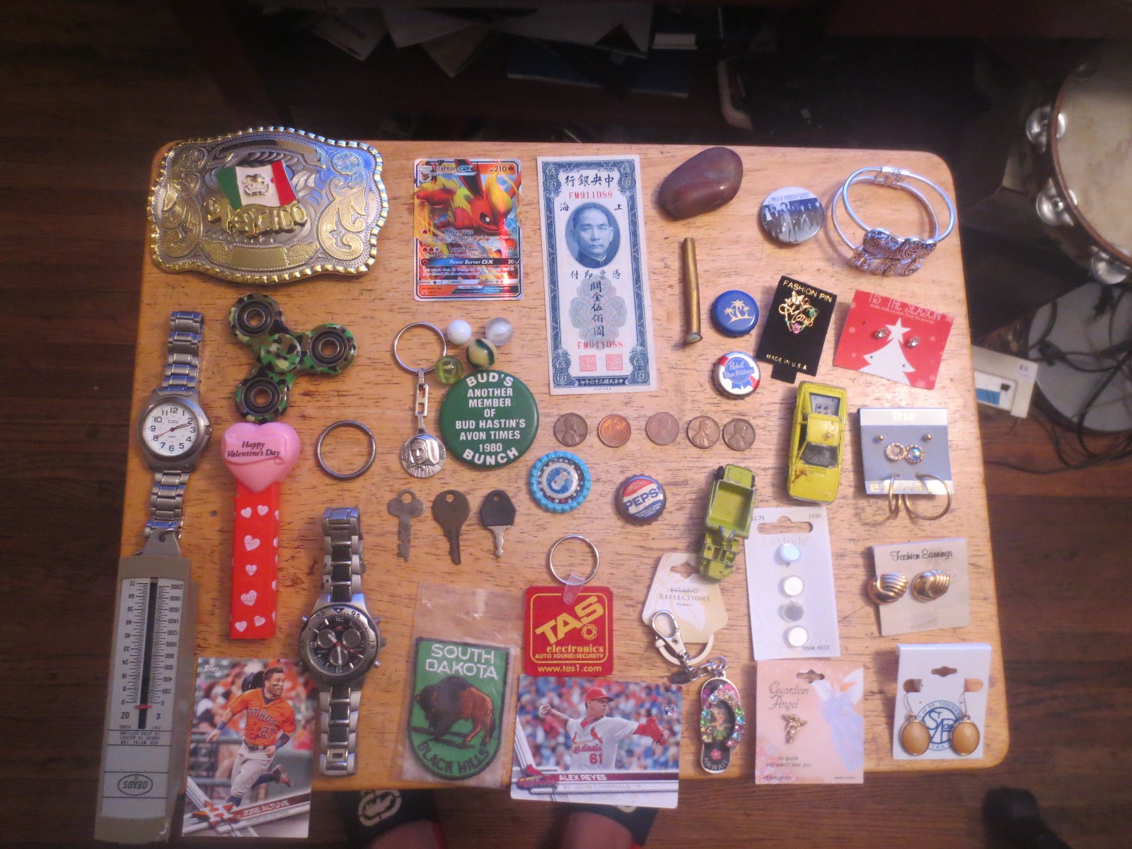 junk drawer lot old marbles old coins old watches jewelry China 500 Yuan paper