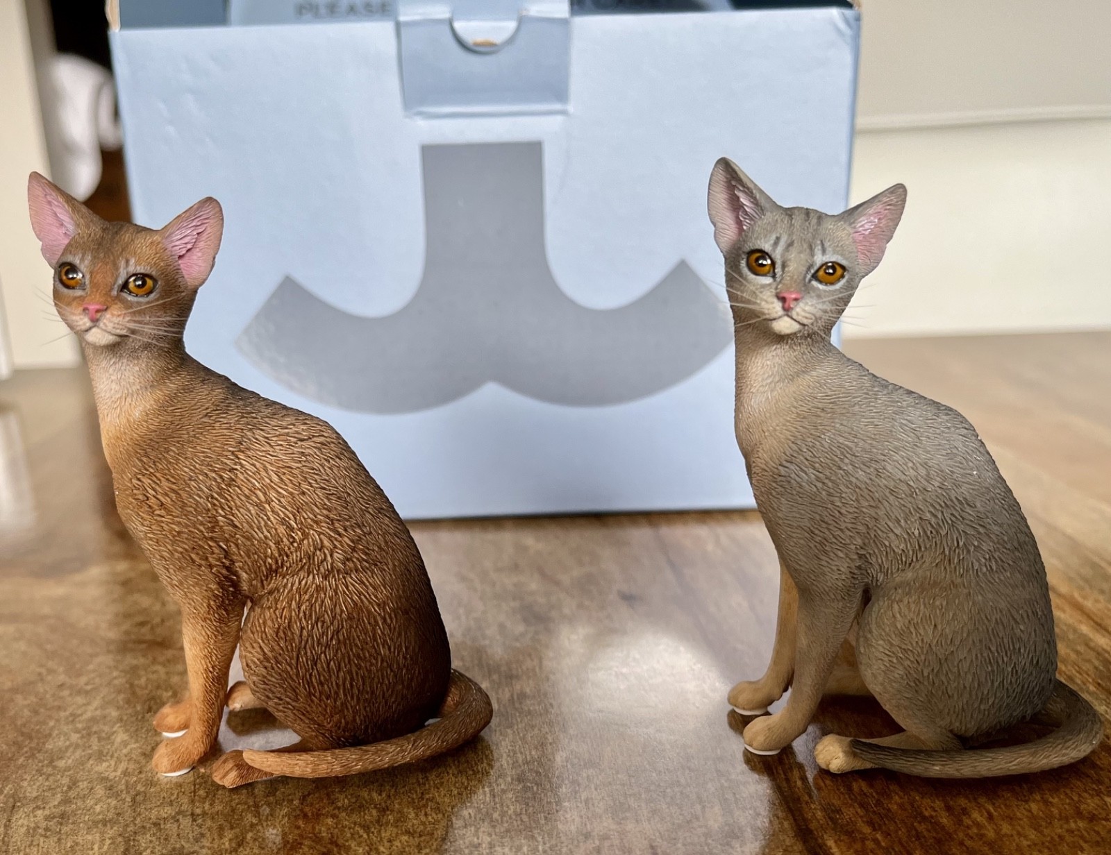 JXK Studio Abyssinian Cat Figurine Statues JXK248 - New in Boxes