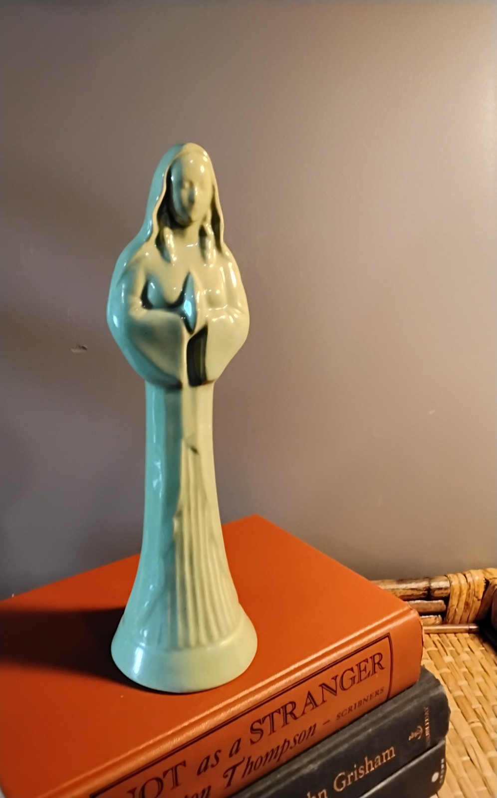 Vintage Gonder USA Pottery Madonna Rare Imperial Line Celadon Green