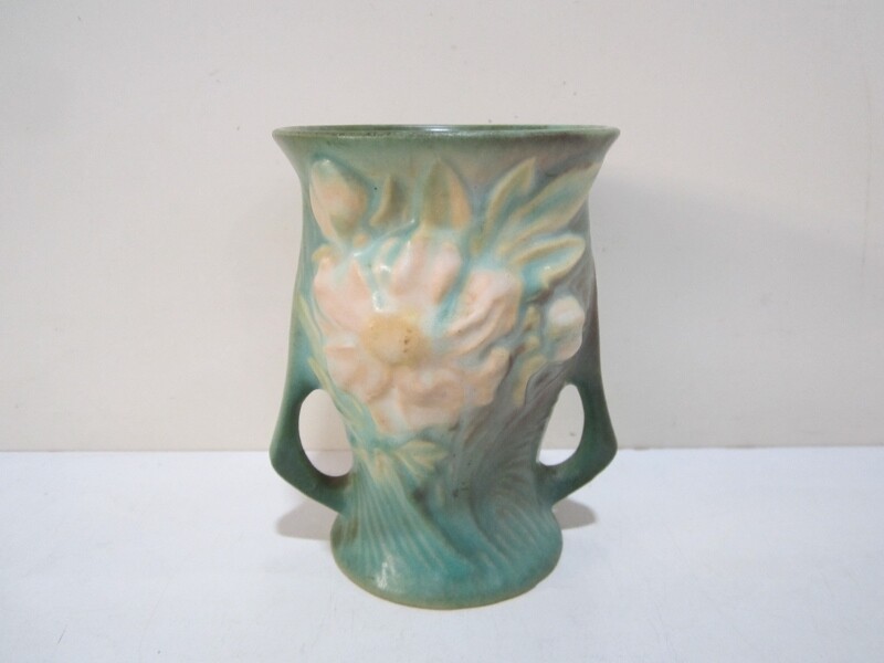 Vintage 1940\'s Roseville Pottery White Peony Green Ceramic Vase 57-4 made in USA