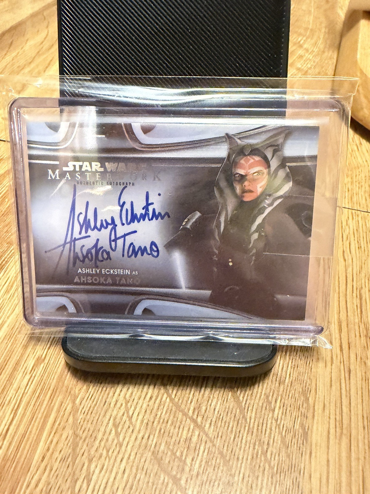 Ahsoka Tano Ashley Eckstein Star Wars Masterwork On-Card Auto Serial 46/50 Card