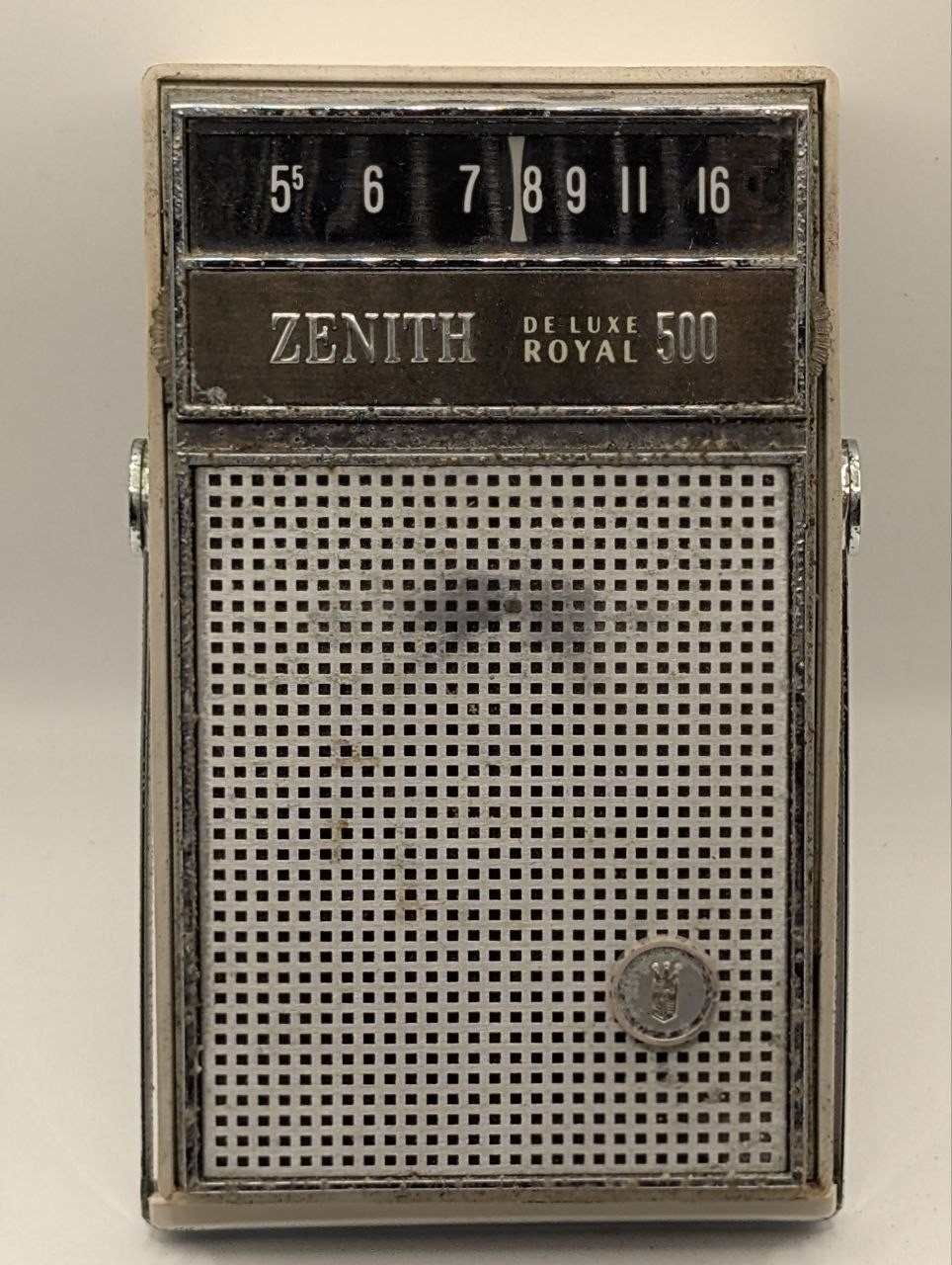 Zenith Royal 500 De Luxe Transistor Pocket Radio AM Vintage w/ Leather Case Part