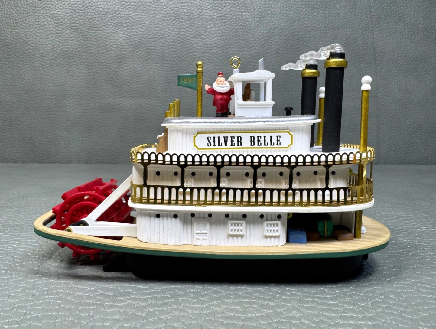 Hallmark 1997 Santa\'s Showboat Christmas Ornament with Light Motion and Sound