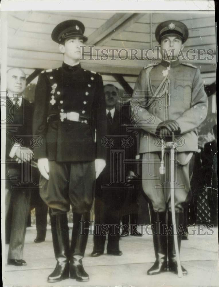 1941 Press Photo King Peter of Jugoslavia stands next to Prince Paul - lra86305