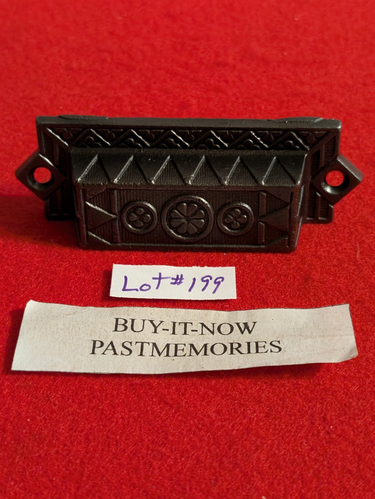 VINTAGE 1870\'s CAST IRON CABINET DRAWER PULL HANDLE, ANTIQUE HARDWARE LOT #199