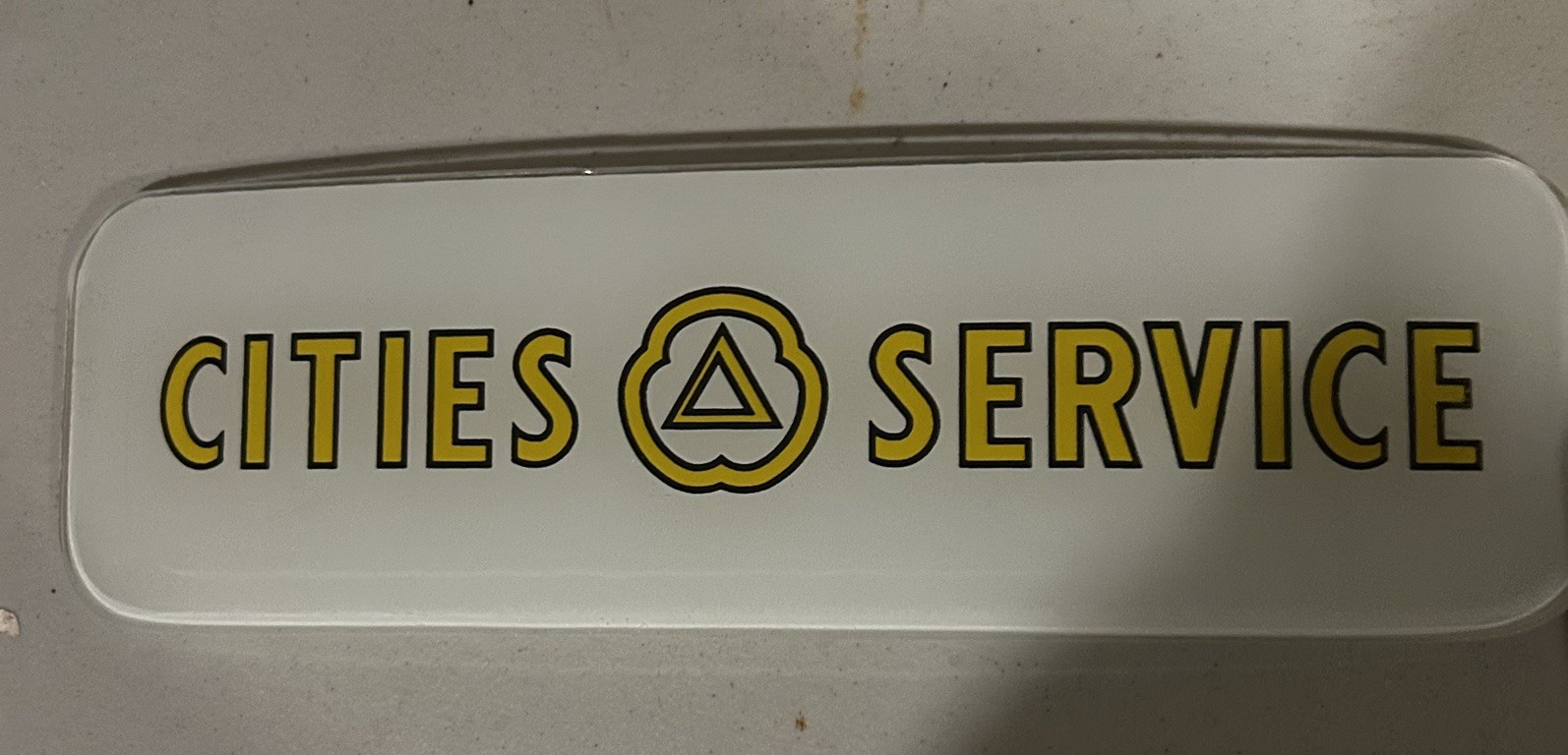 CITIES SERVICE (YELLOW)  ADVERTISEMENT CURVED GLASS 
