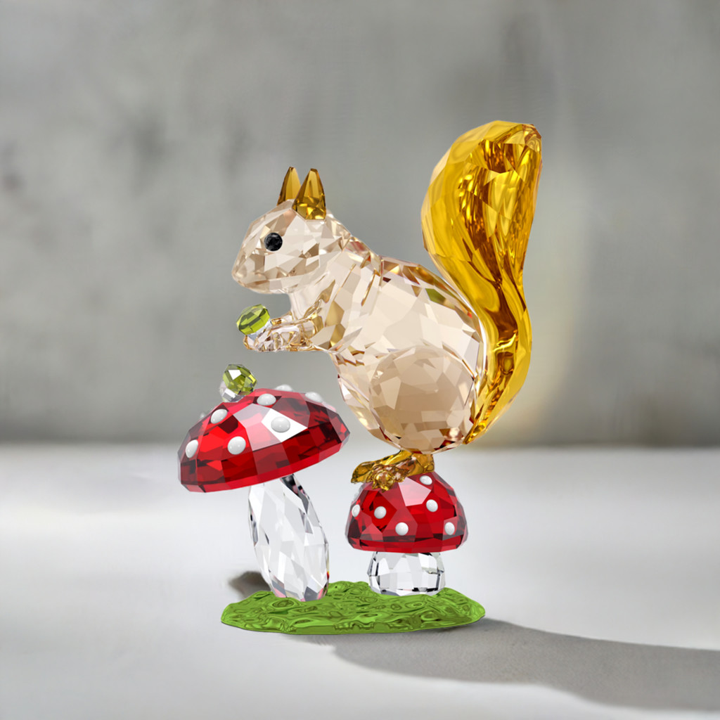 Swarovski Crystal IDYLLIA Squirrel And Mushrooms 5684343 NEW