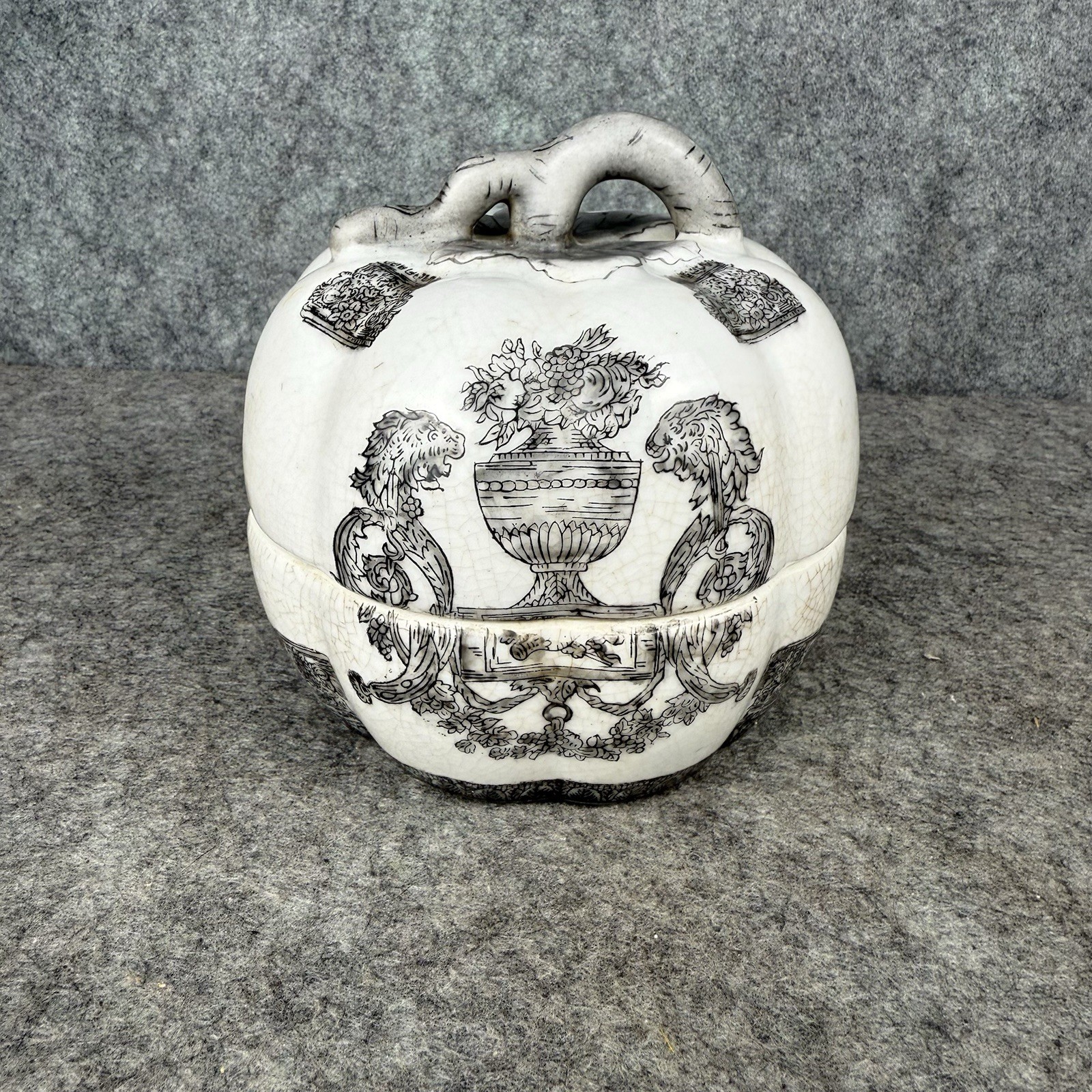 Antique United Wilson Porcelain Hand Painted Pumpkin Shape Trinket Box 1897