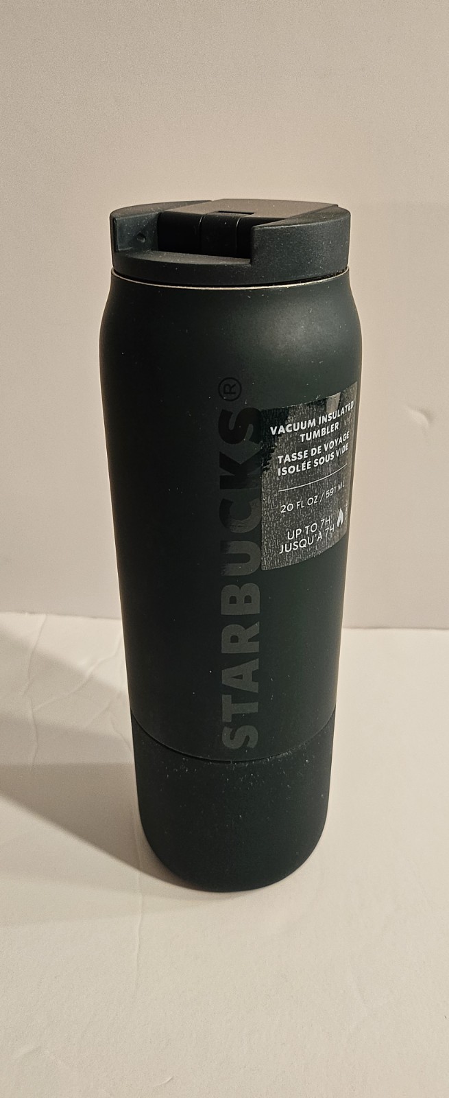New Starbucks vacuum insulated Matte Green Vacuum Stainless Steel Tumbler 20oz New Starbucks vacuum insulated Matte Green Vacuum Stainless Steel Tumbler 20oz