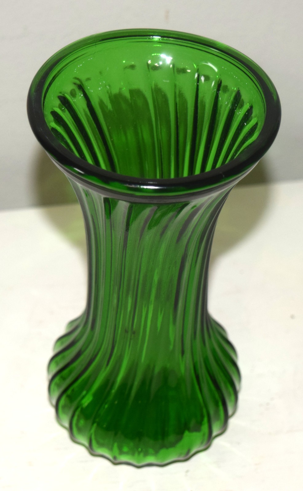 Vintage Hoosier Green Glass Vase Green Swirl Glassware Florist Home Décor Flower Vintage Hoosier Green Glass Vase Green Swirl Glassware Florist Home Décor Flower
