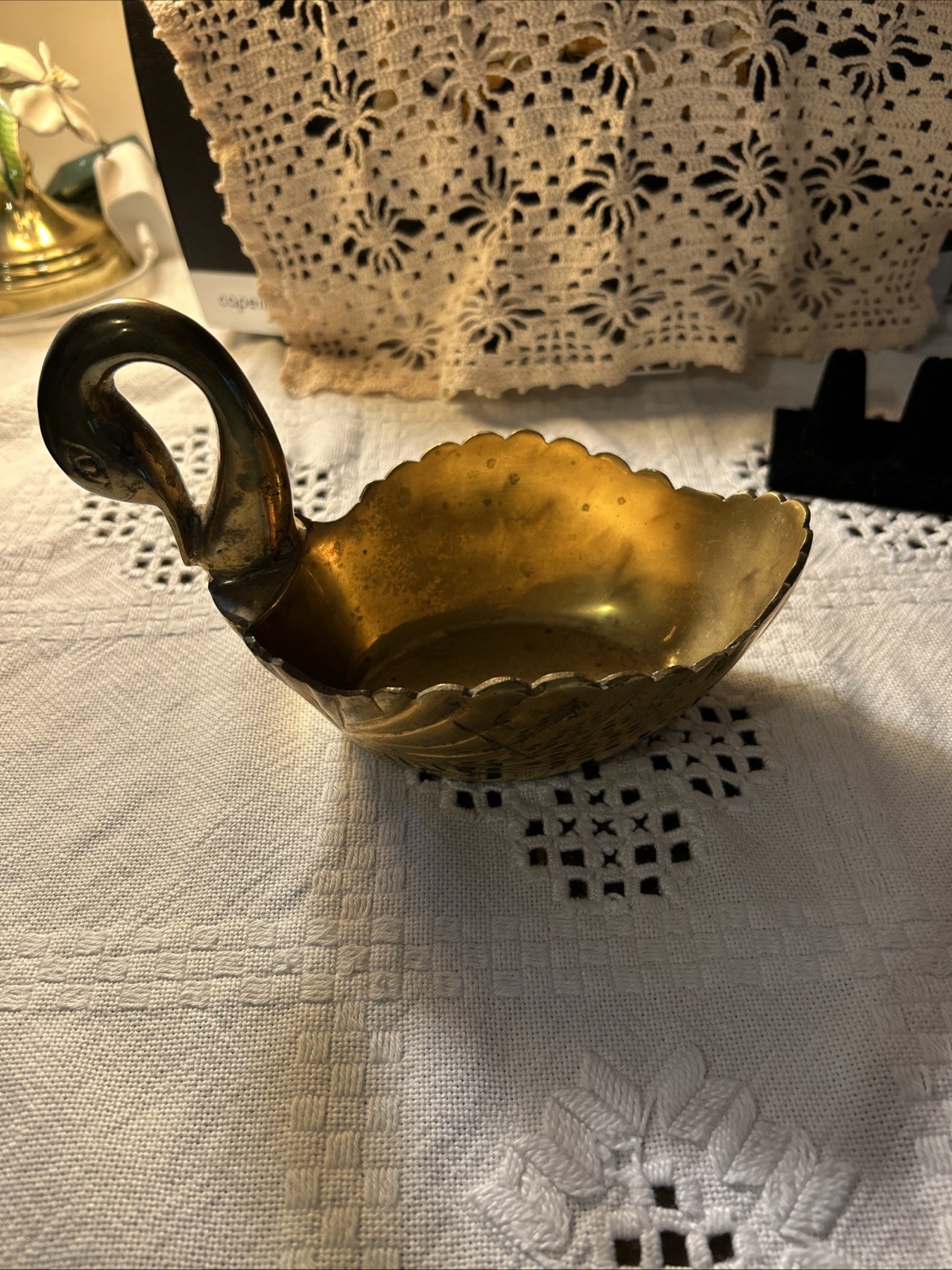 Vintage Solid Brass Swan Trinket Dish/Planter Vintage Solid Brass Swan Trinket Dish/Planter