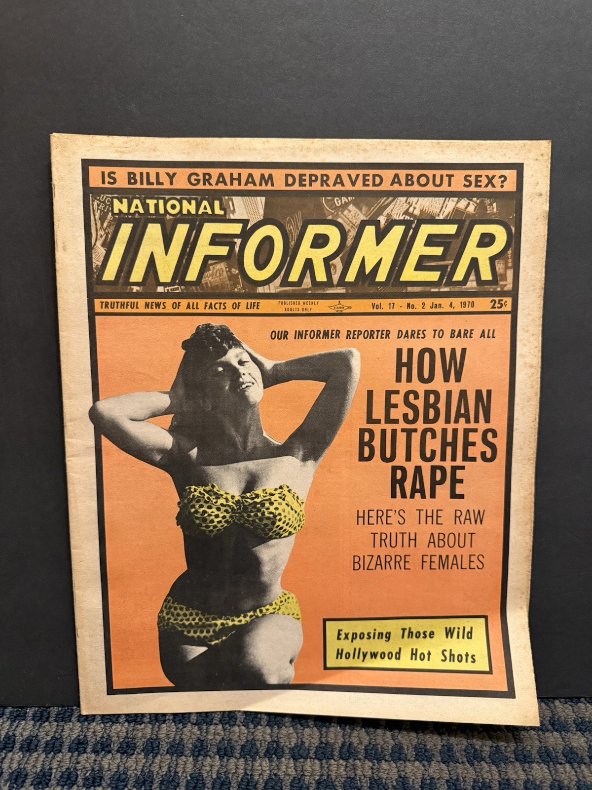 1970 Jan 4th National Informer Newspaper,  Lesbian Butches (VRN10C)-1