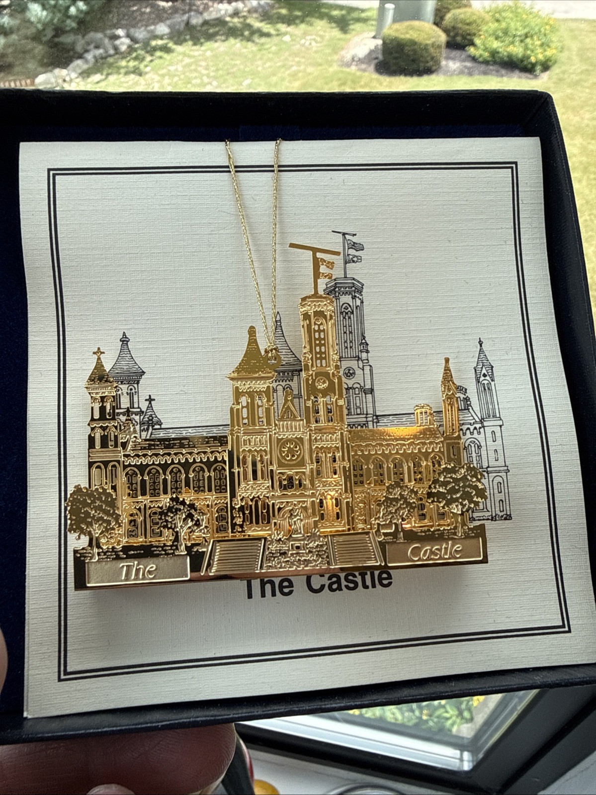 Smithsonian Institute “The Castle” Boxed Metal Christmas Ornament 24k G.P.