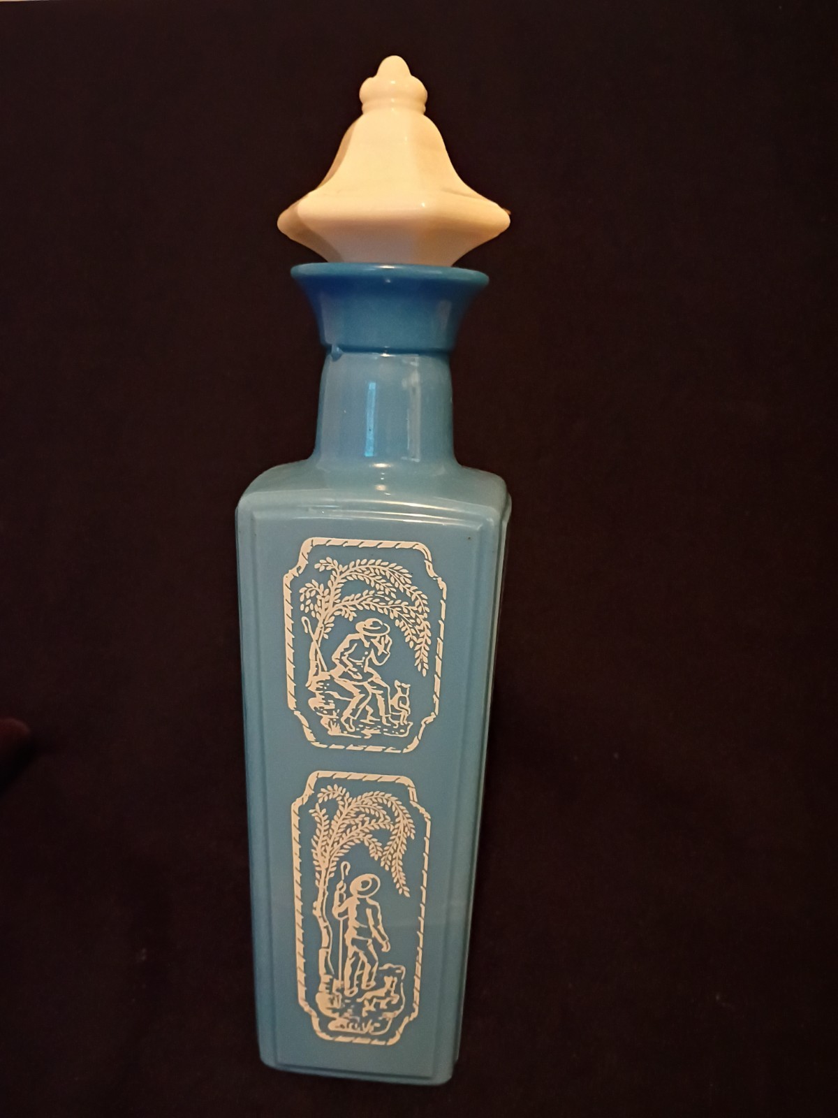 Vintage 1965 Jim Beam Whiskey Blue Slag Milk Glass Decanter “Shepherd & Dog” Vintage 1965 Jim Beam Whiskey Blue Slag Milk Glass Decanter “Shepherd & Dog”