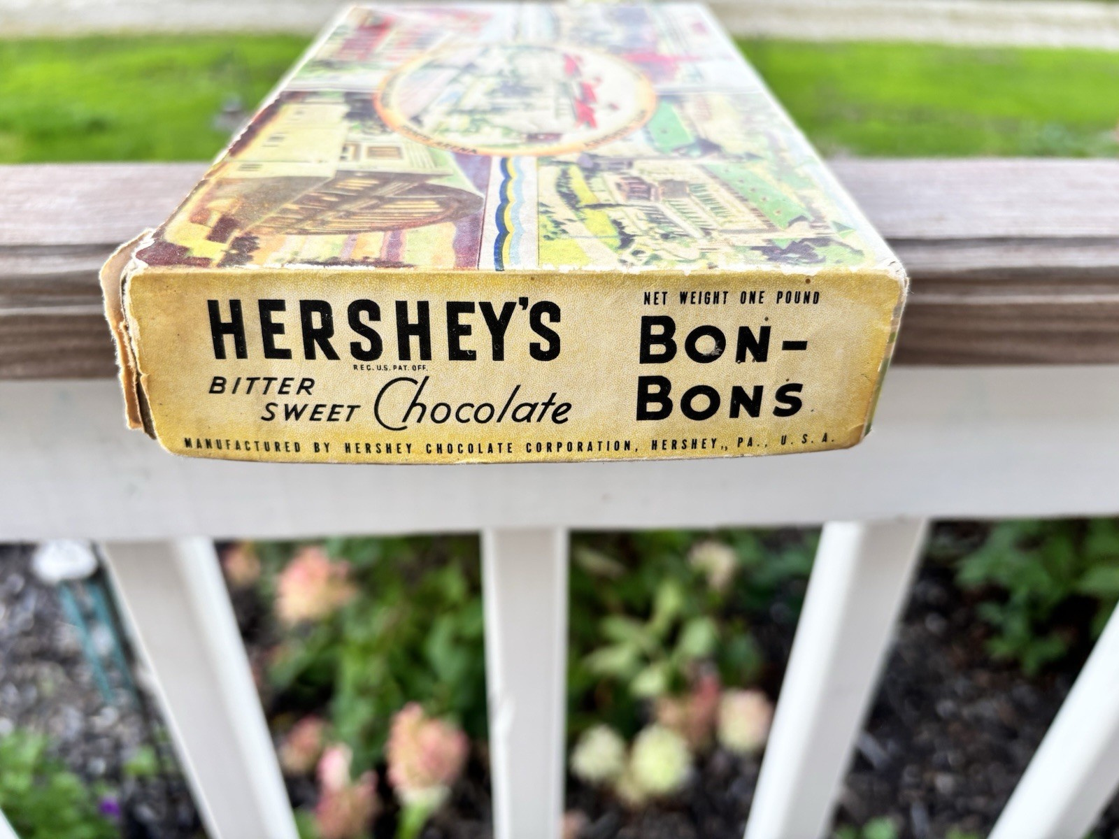 Vintage 30s Hershey's Bittersweet Chocolate Bon-Bons 1 lb Box-Souvenir Graphics Vintage 30s Hershey's Bittersweet Chocolate Bon-Bons 1 lb Box-Souvenir Graphics