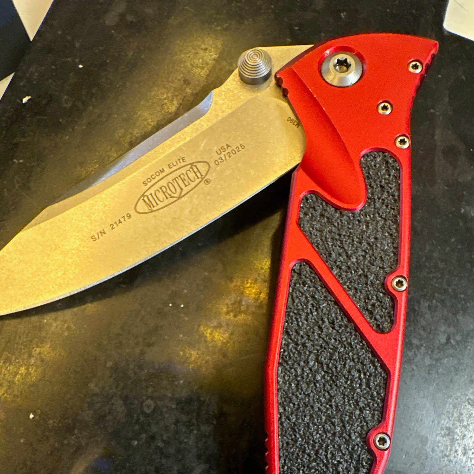 Microtech Socom Elite Red/Black Manual Liner Lock Clip Point Plain Edge Clip
