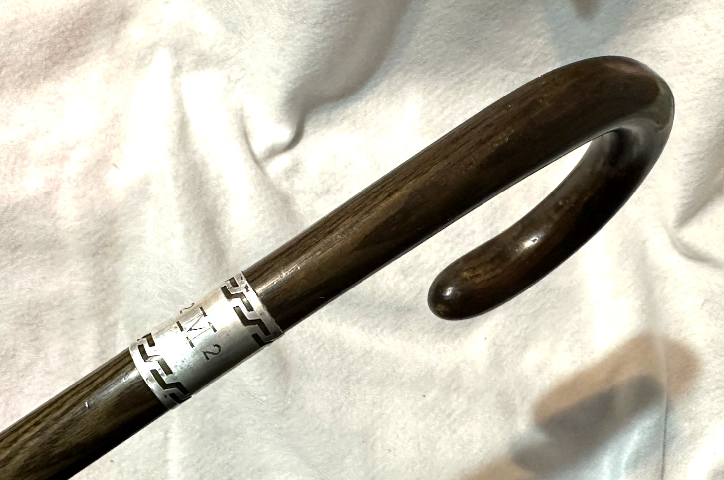 Antique 1922 University of Michigan Wood Cane w Sterling Silver Emblem 36\