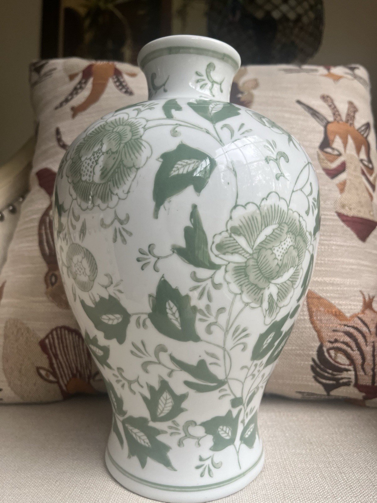 Vintage Green & White Porcelain Floral Chinoiserie Design Hand Painted Vase. Vintage Green & White Porcelain Floral Chinoiserie Design Hand Painted Vase.