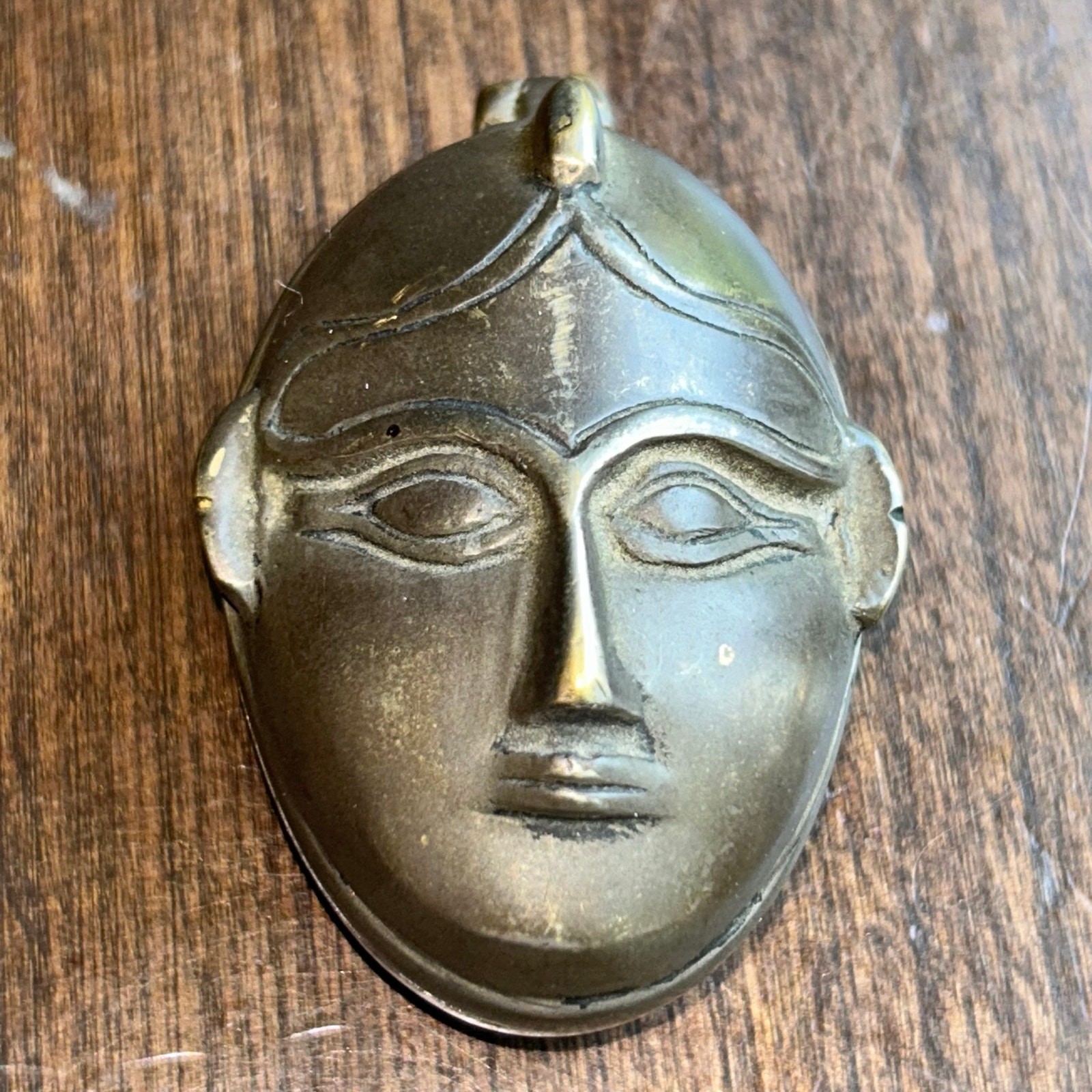 UNUSUAL 1920\'S BRONZE FIGURAL MAHARAJA PRINCESS BOX OR  ASHTRAY W LIFT TOP