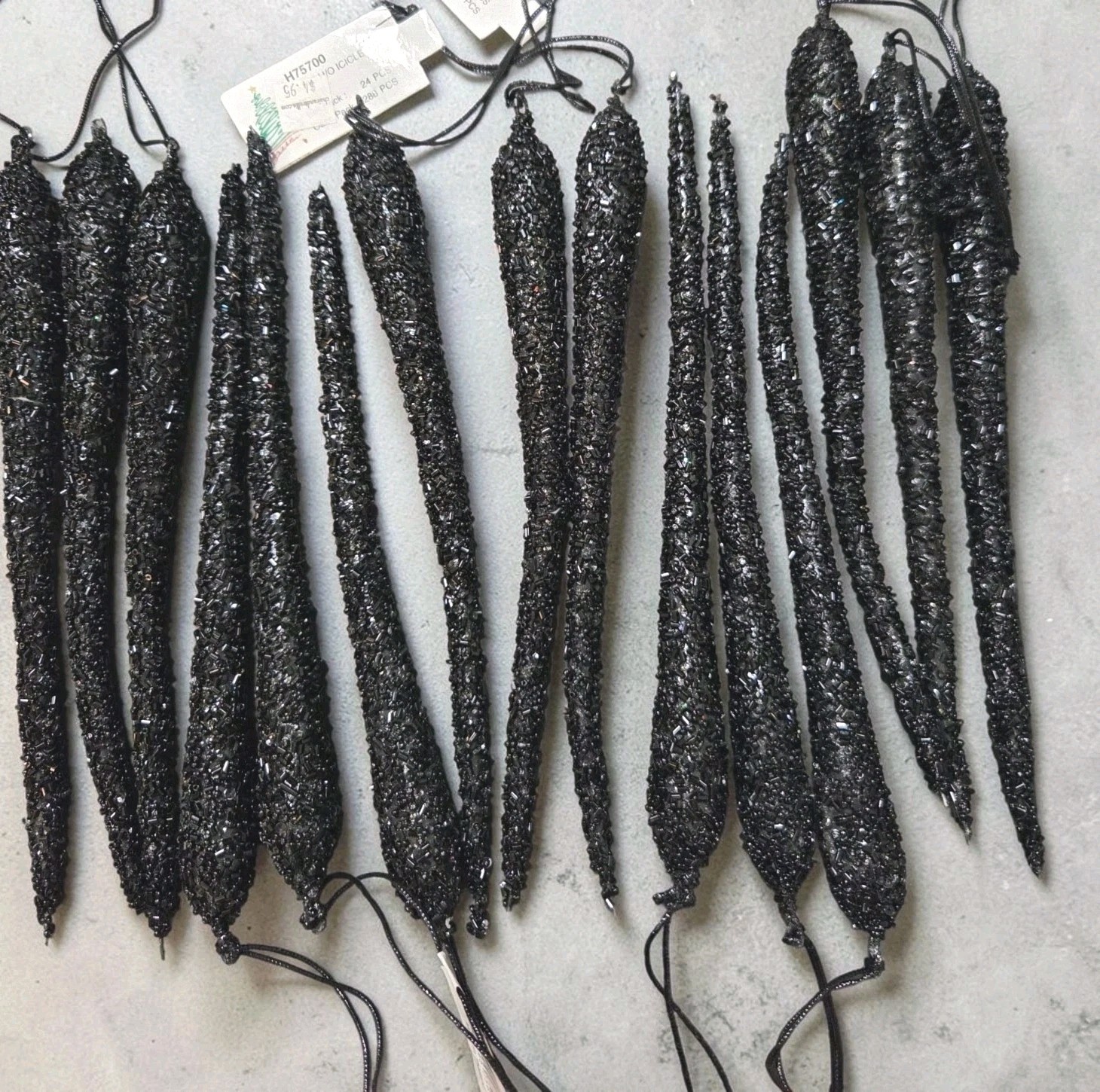 Black Sparkle Icicles Set Of 15 - 9.5in Halloween Holiday Decor - Nwt Black Sparkle Icicles Set Of 15 - 9.5in Halloween Holiday Decor - Nwt