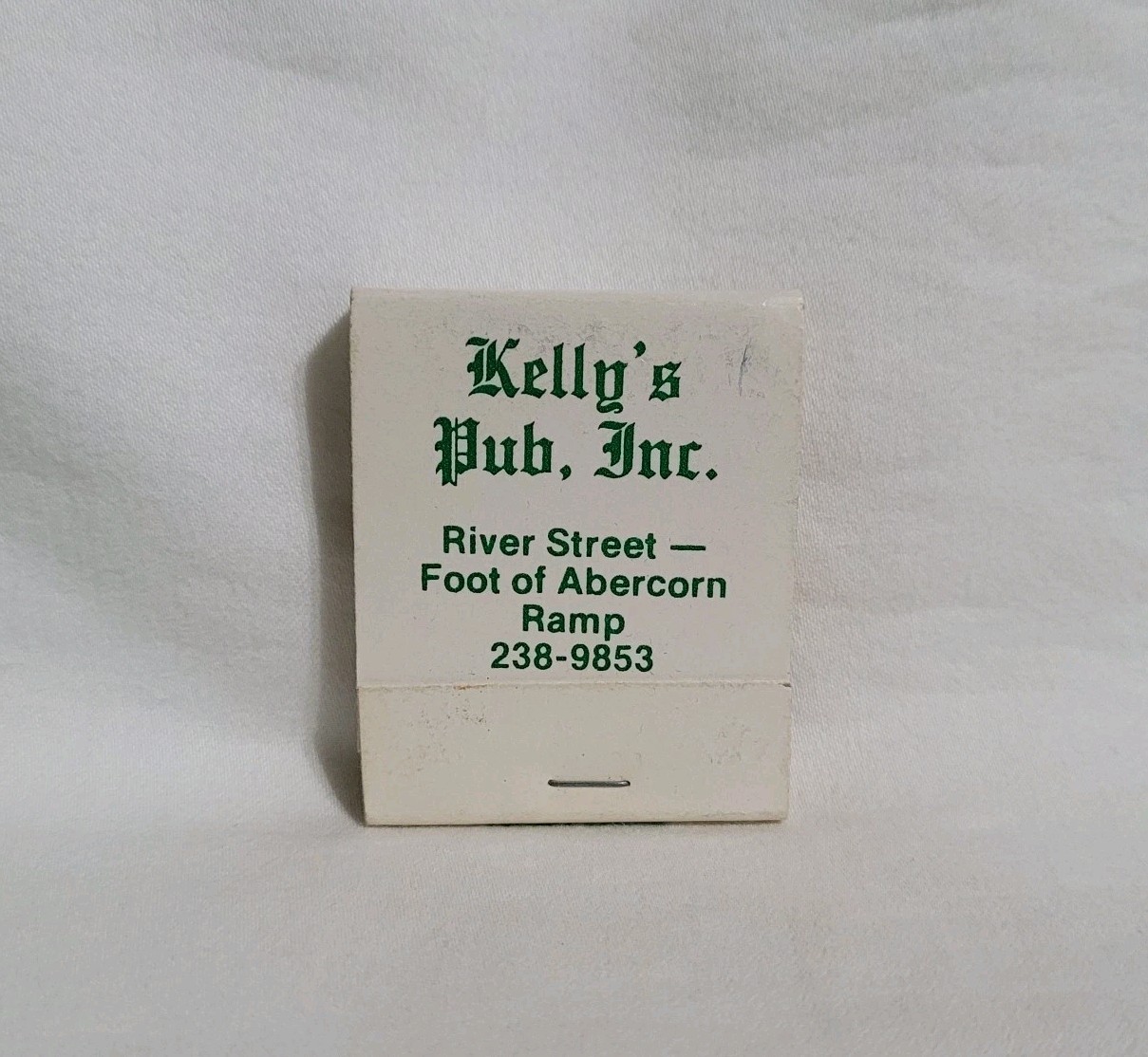 Vintage Kelly\'s Pub Bar Leprechaun Matchbook Savannah Georgia Advertising Full