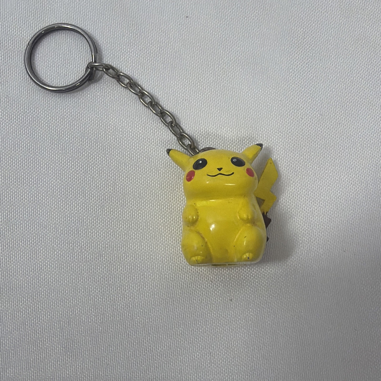 Vintage 1999 Basic Fun Nintendo Pokémon Keychain - Pikachu