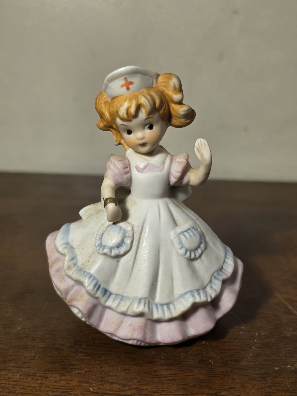 VTG 1980\'S 70\'S TAIWAN ENESCO STYLE NURSE PORCELAIN FIGURINE PINK BLUE