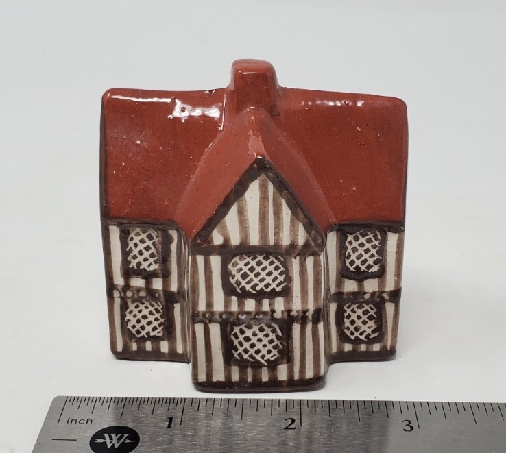 Vintage Mudlen End Studios England Miniature Pottery House 3\