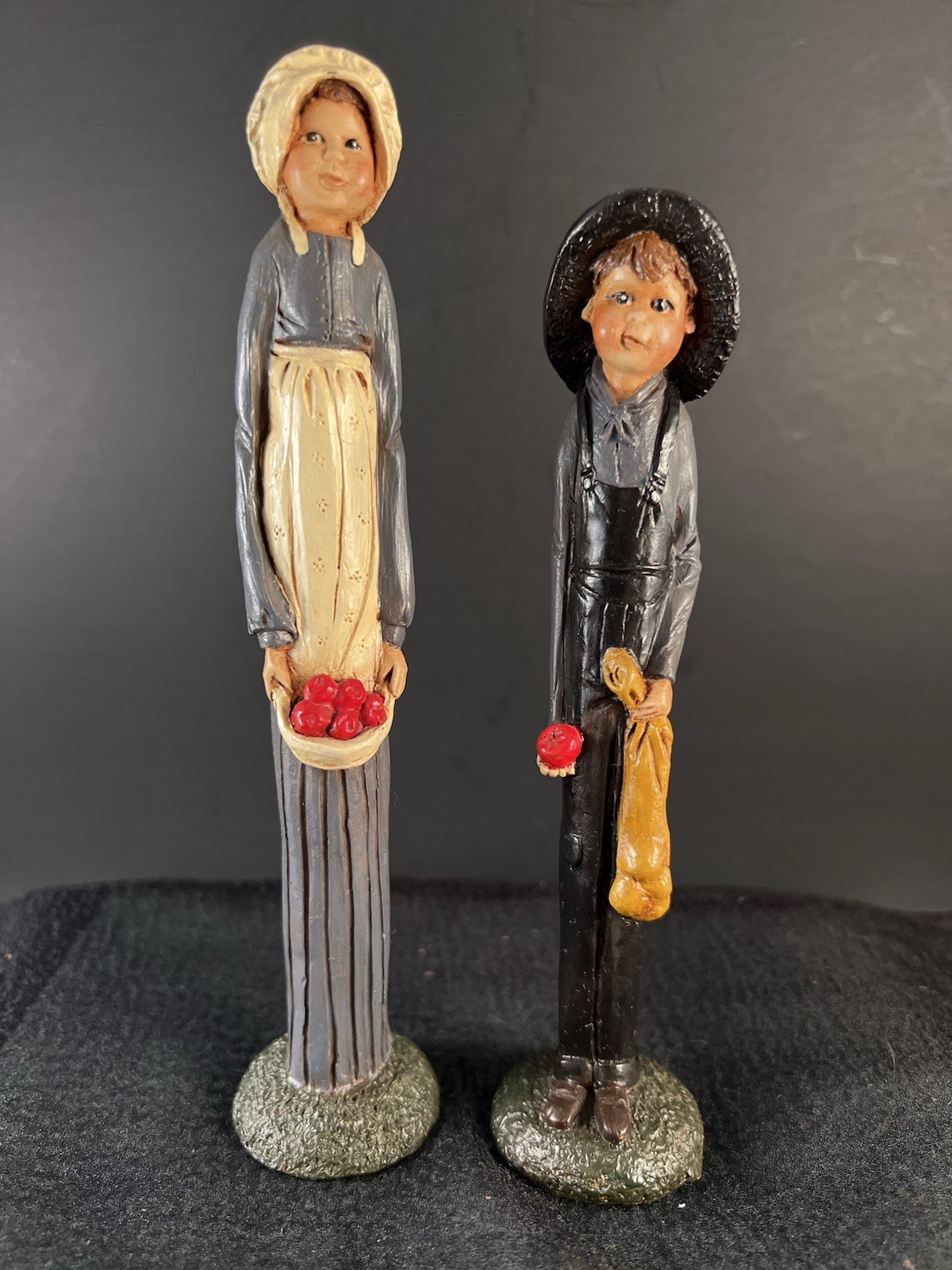 Vintage 1991 Pilgrim Children Figurines Folk Art Thanksgiving Signed B. Pike 94