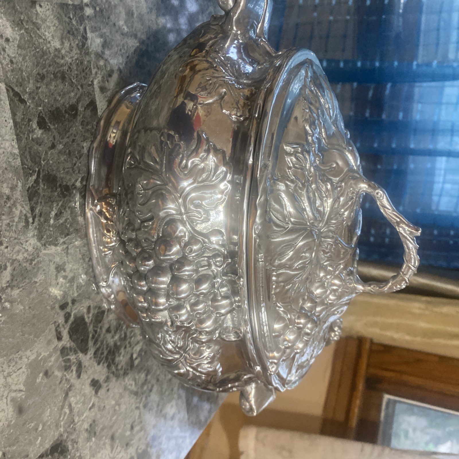 ARTHUR COURT Grape Vine SOUP TUREEN LADLE Hand Crafted Aluminum 3.5 Qt