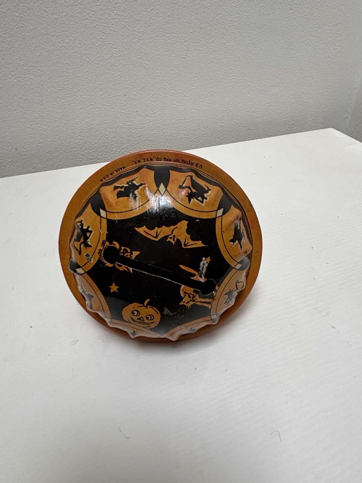Vintage 1940s U.S. Metal Toy Mfg. Co. Tin Litho Rattle Noisemaker Cat Witches