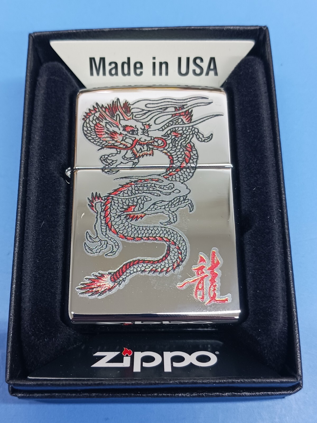 Zippo Red Dragon/Letter  High Polished Chrome 250-26856