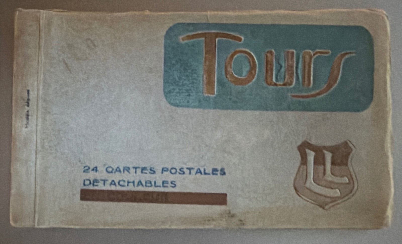 Postcard c1920 Tours France 24 Cartes Postales Detachables Booklet LL Series