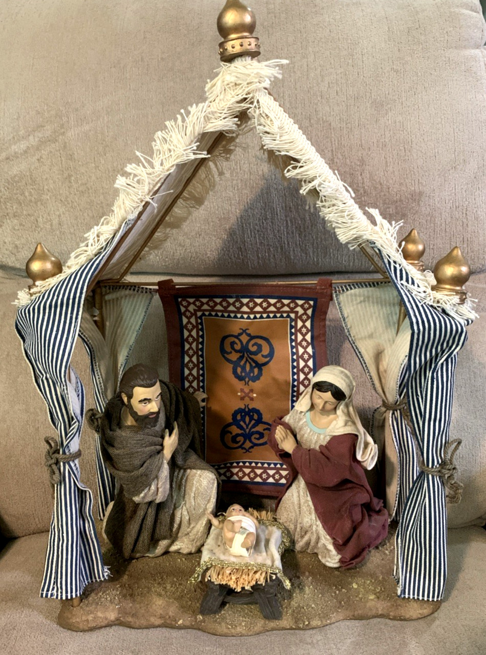 Vintage Nativity Figurines 1994 5 Pieces by Kirkland