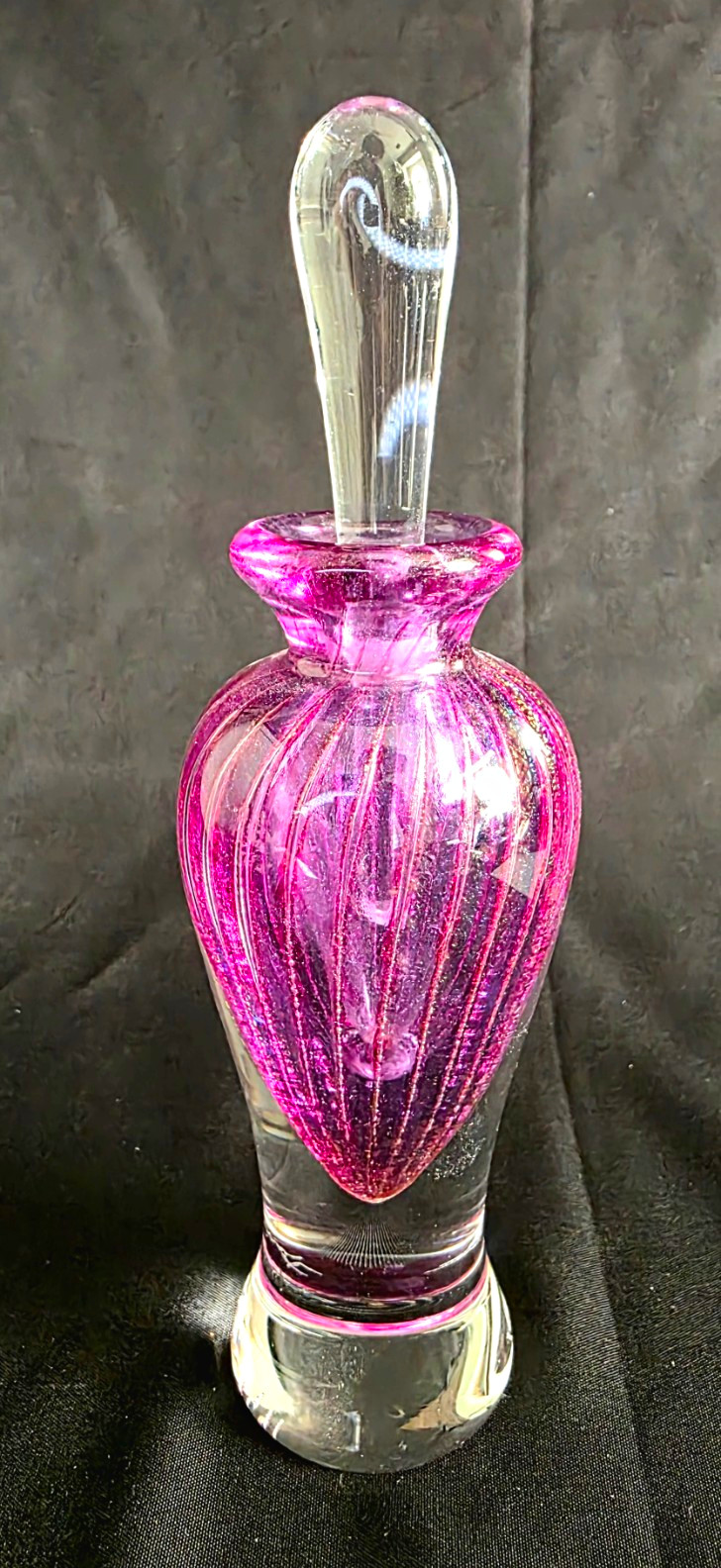 (701) Vintage Maytum Studios Signed 1991 Perfume Bottle With Stopper In Hot Pink