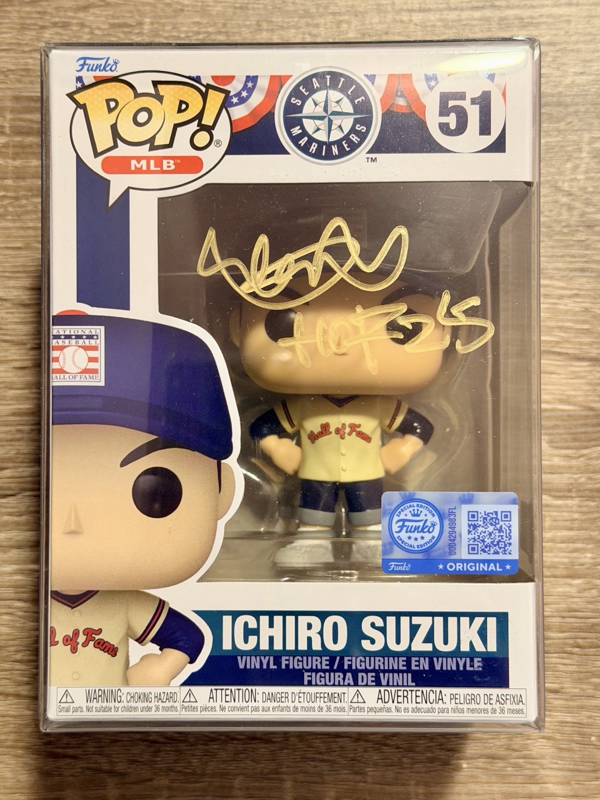 Signed Ichiro Suzuki Autograph Hall of Fame Funko Pop Seattle Mariners MLB Rare