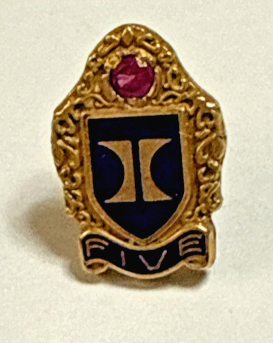 Vintage Hilton Hotel Josten\'s 1/10 10k Gold Filled 5 Years Of Service Lapel Pin